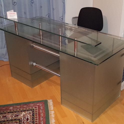 Schreibtisch aus Klarglas